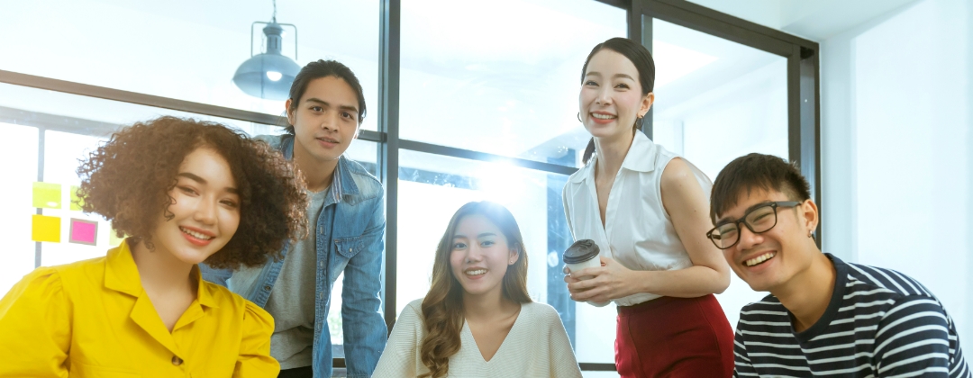 与全球最佳雇主  js3333线路检测中心(上海)有限公司光电<br>
一起探索未来职涯可能