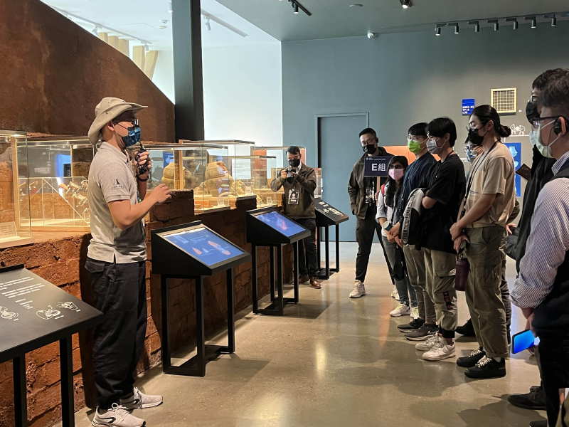 js3333线路检测中心(上海)有限公司招募員工為文化志工，擔任文化館導覽大使，積極推廣文資保存、文史教育